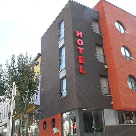 Hotel La Louve La Louvière Eksteriør bilde