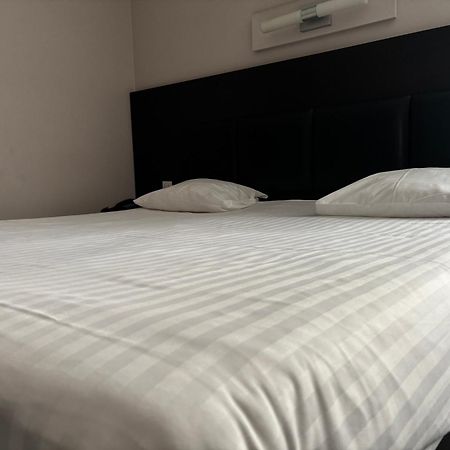 Hotel La Louve La Louvière Eksteriør bilde