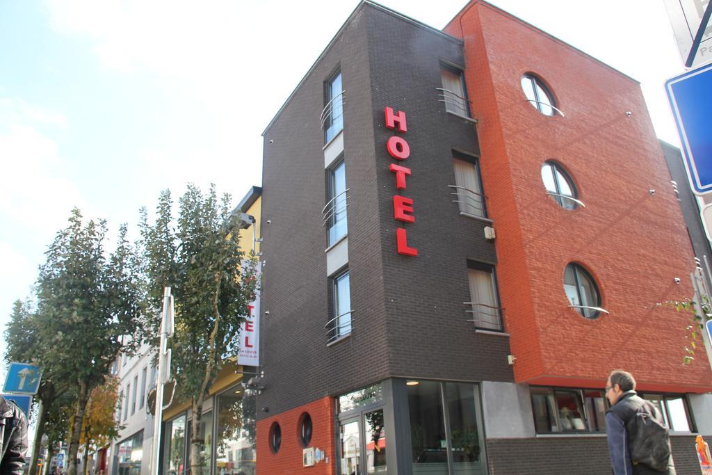 Hotel La Louve La Louvière Eksteriør bilde