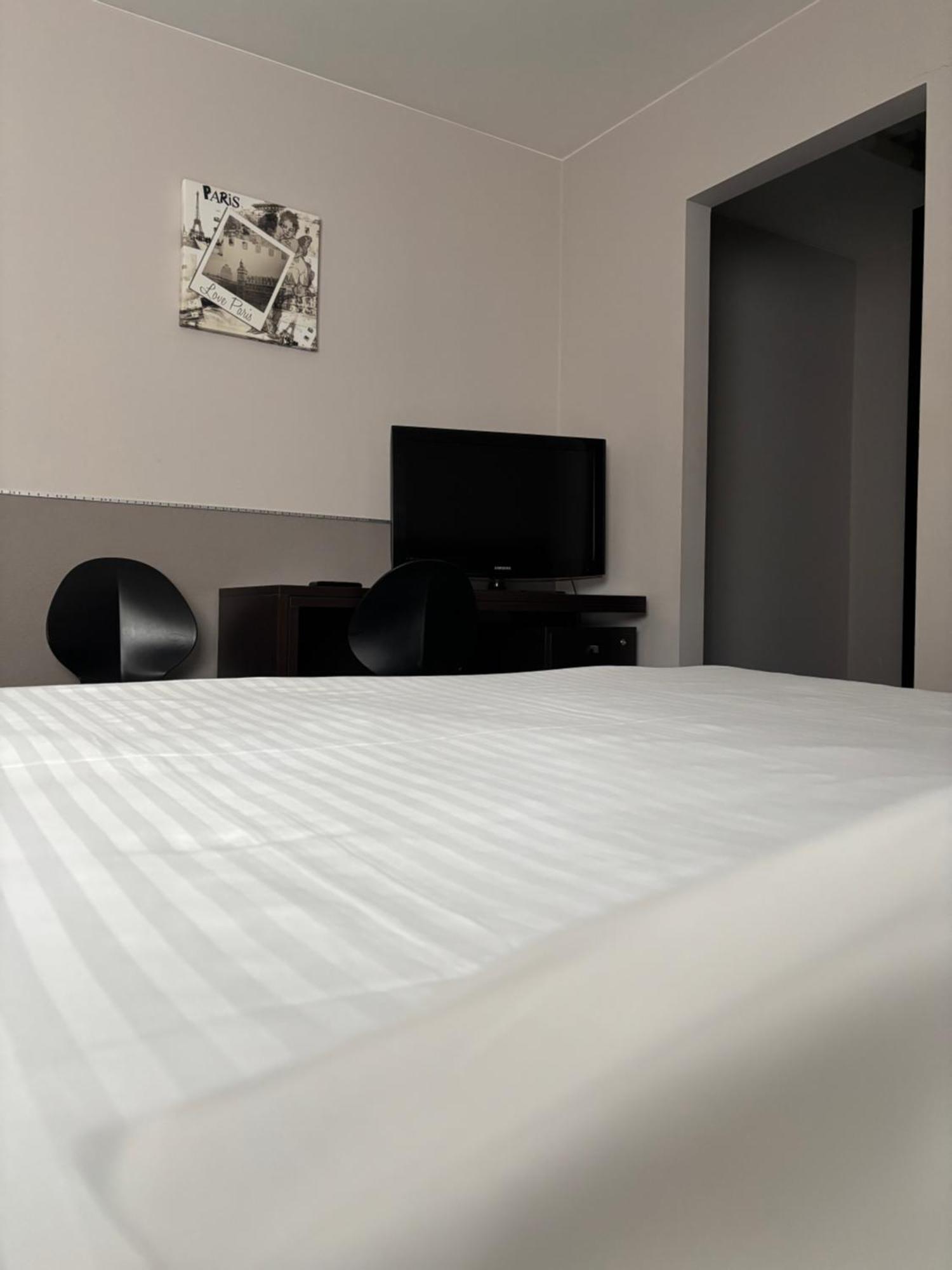 Hotel La Louve La Louvière Eksteriør bilde
