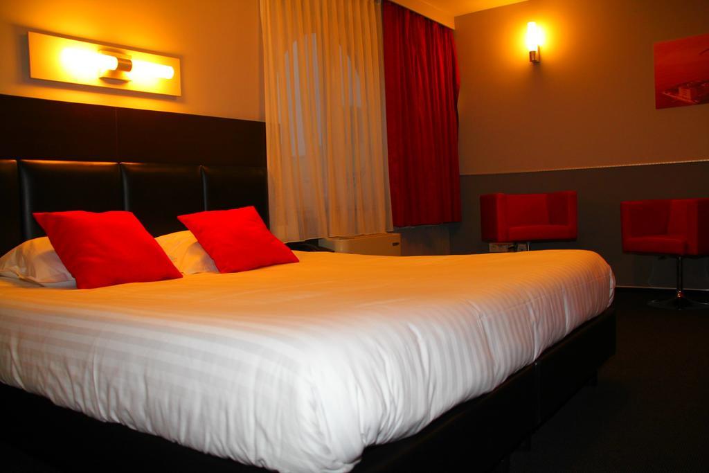 Hotel La Louve La Louvière Eksteriør bilde