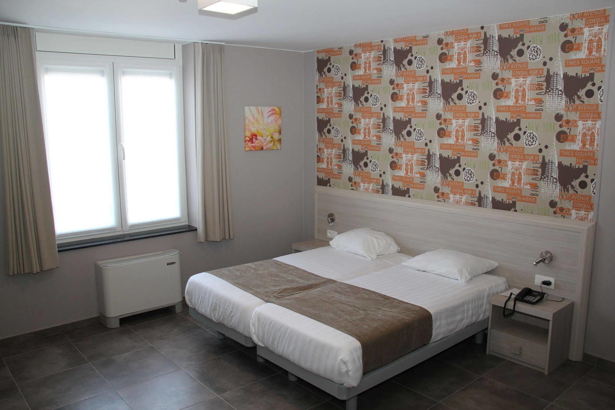 Hotel La Louve La Louvière Eksteriør bilde